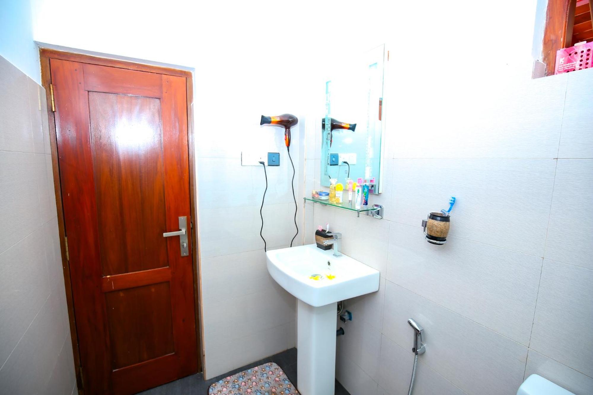 Bali Golden Bed & Breakfast Galle Exterior photo