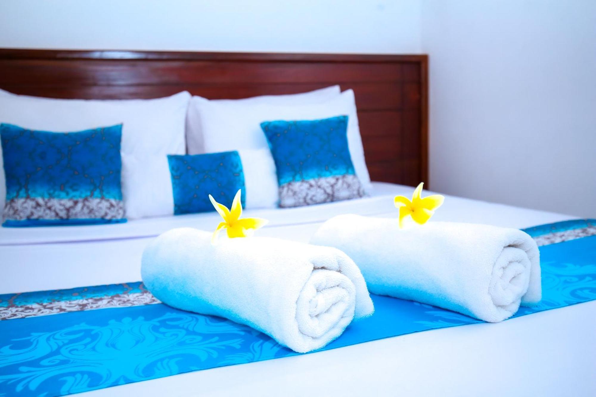 Bali Golden Bed & Breakfast Galle Exterior photo
