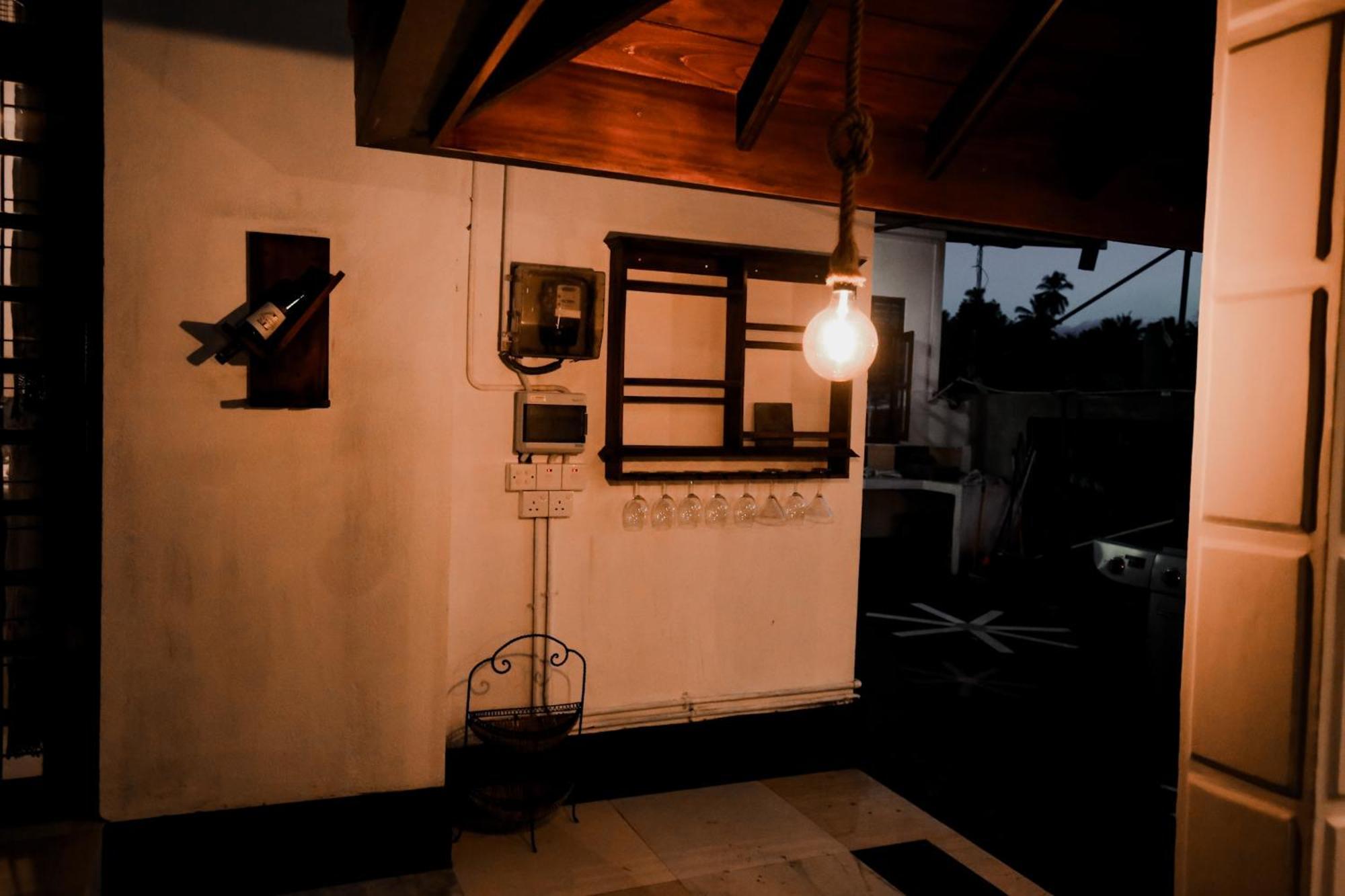 Bali Golden Bed & Breakfast Galle Exterior photo